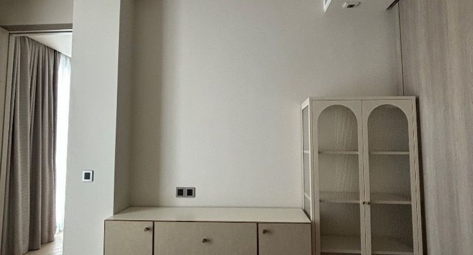 For sale 2 bedrooms condo in Sathon, Bangkok