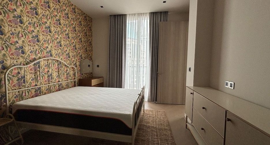 For sale 2 bedrooms condo in Sathon, Bangkok