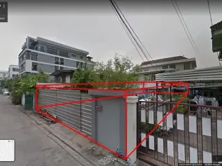 Terreno en venta en Phra Khanong, Bangkok