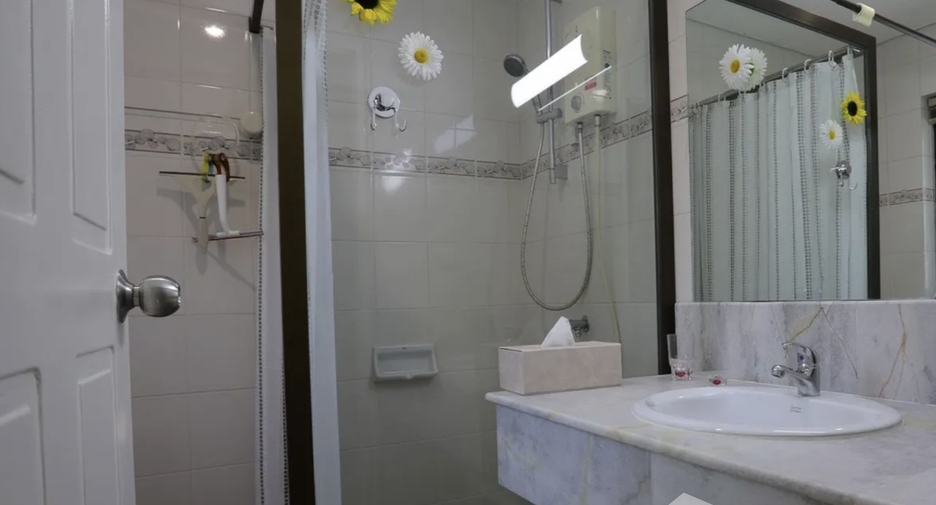 出售 2 卧室 独立屋 在 Sattahip, Chon Buri