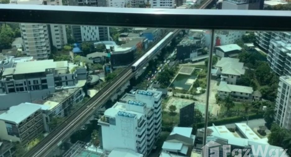 Condo en venta de 2 habitaciones en Khlong Toei, Bangkok