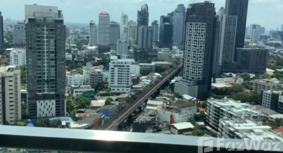 Condo en venta de 2 habitaciones en Khlong Toei, Bangkok