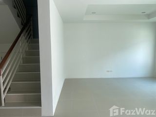 For sale 3 bedrooms townhouse in Lat Krabang, Bangkok