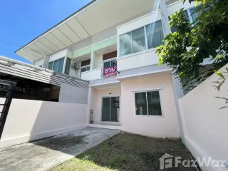 For sale 3 bedrooms townhouse in Lat Krabang, Bangkok