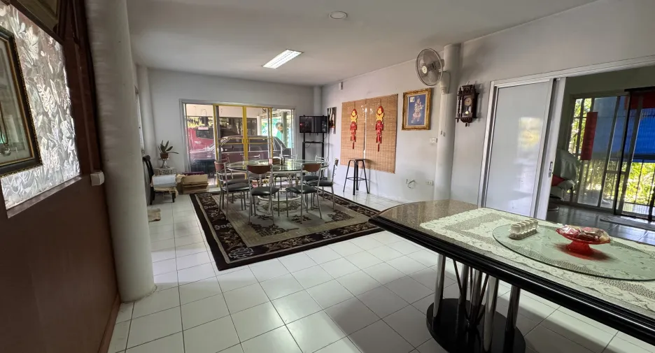 For sale 7 bedrooms house in Mueang Phuket, Phuket