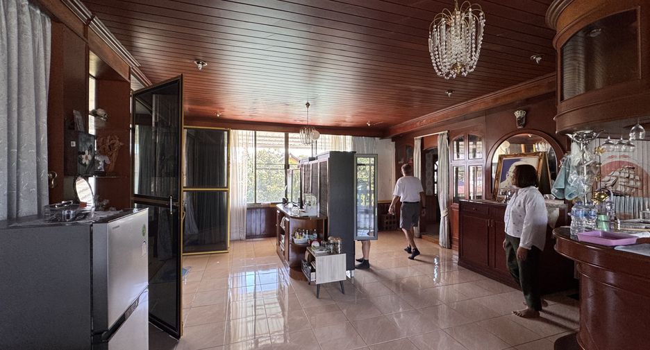 For sale 7 bedrooms house in Mueang Phuket, Phuket