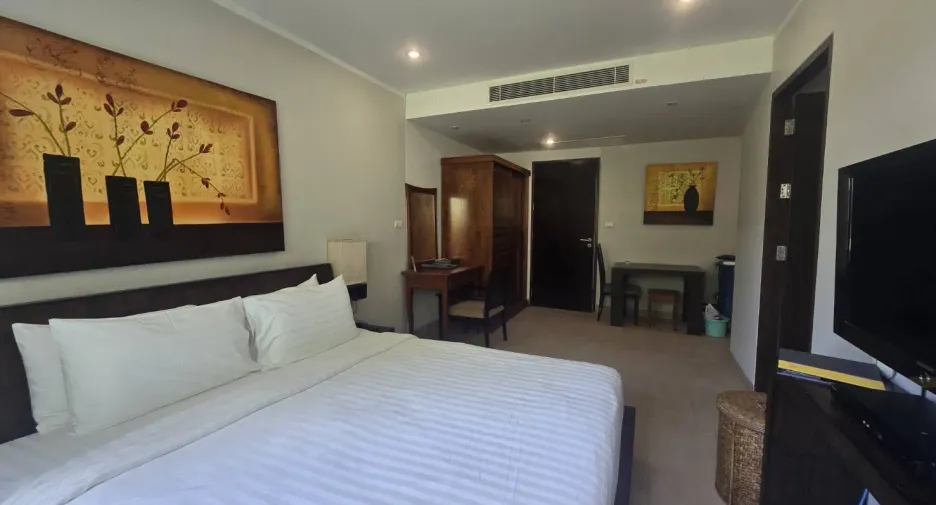 For sale and for rent 2 bedrooms condo in Mueang Phuket, Phuket