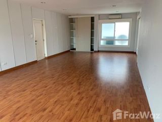 For sale and for rent 4 bedrooms townhouse in Phra Pradaeng, Samut Prakan