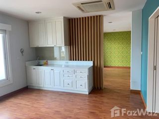 For sale and for rent 4 bedrooms townhouse in Phra Pradaeng, Samut Prakan