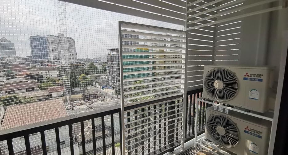 For sale and for rent 3 bedrooms condo in Watthana, Bangkok