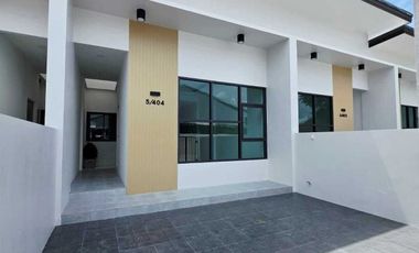 À vendre 2 chambres maison de ville à Mueang Phuket, Phuket