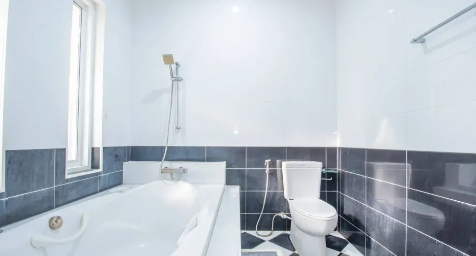 Villa zur Miete mit 4 Zimmer in Bang Lamung, Chonburi