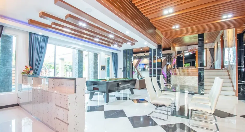 Villa zur Miete mit 4 Zimmer in Bang Lamung, Chonburi