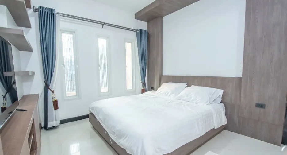 Villa zur Miete mit 4 Zimmer in Bang Lamung, Chonburi