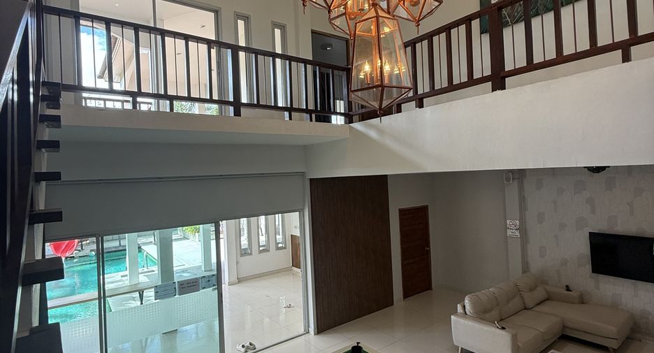 À louer 4 chambres villa à Bang Lamung, Chonburi