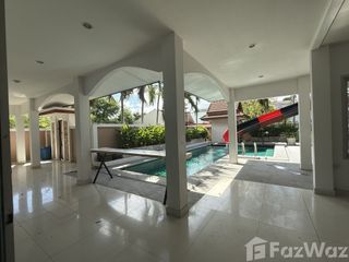 For rent 4 bedrooms villa in Bang Lamung, Chonburi