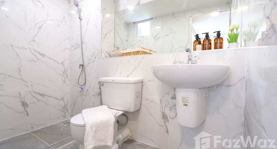 For sale studio condo in Bang Kapi, Bangkok