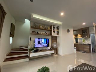 Аренда 3 спальни таунхаус в Mueang Nonthaburi, Нонтабури