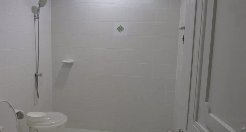 For rent 2 bedrooms townhouse in Thalang, Phuket