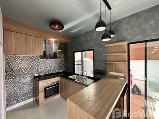 For sale 3 bedrooms townhouse in Sai Mai, Bangkok