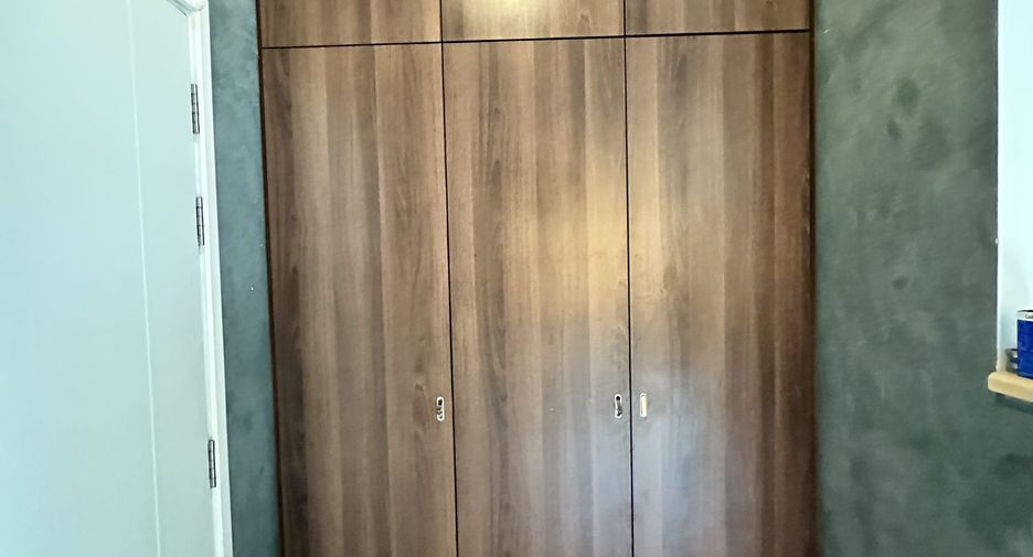 For sale 3 bedrooms townhouse in Sai Mai, Bangkok