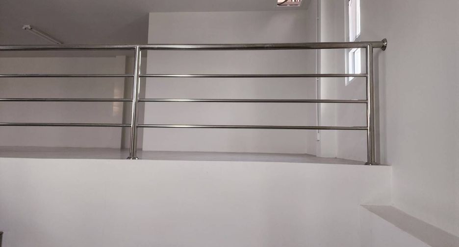 For sale studio house in Si Racha, Chonburi