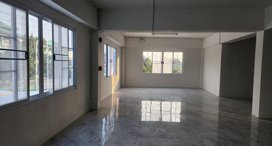 For sale studio house in Si Racha, Chonburi