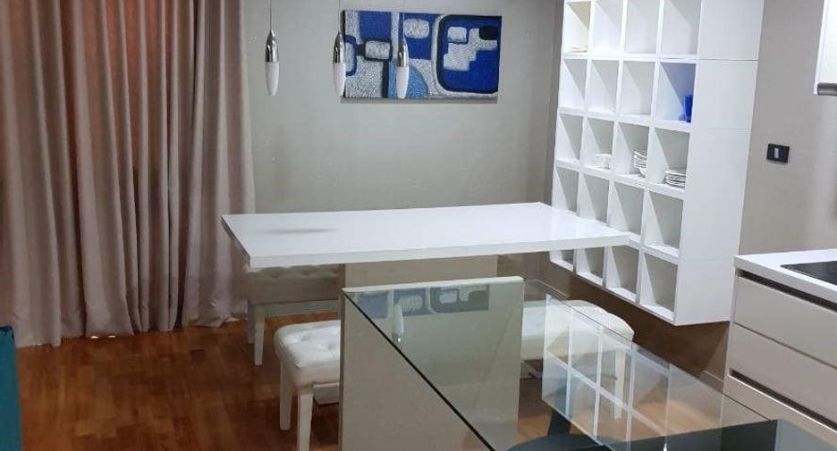 ขาย 2 ห้องนอน คอนโด ใน สาทร, กรุงเทพฯ