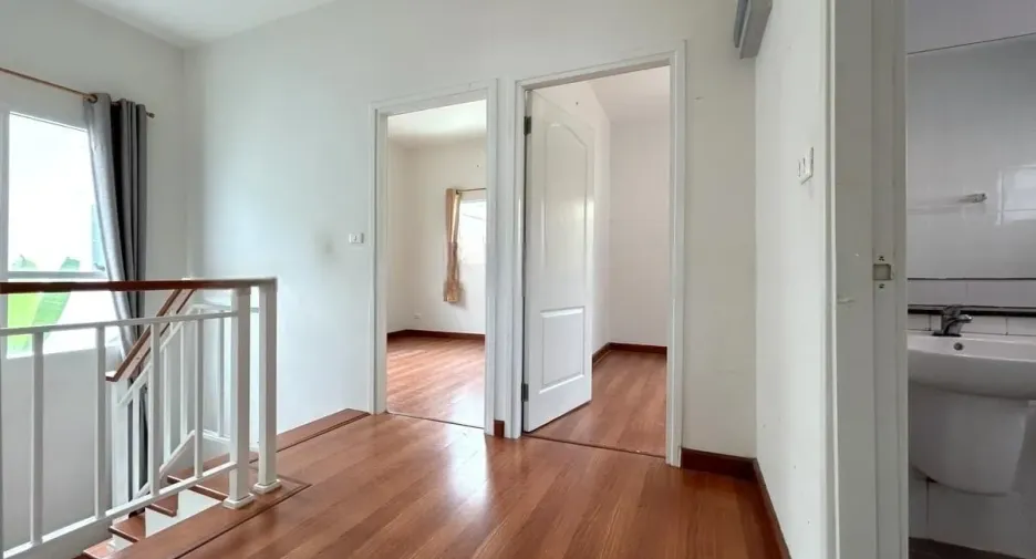 For sale and for rent 4 bedrooms house in Bang Kruai, Nonthaburi