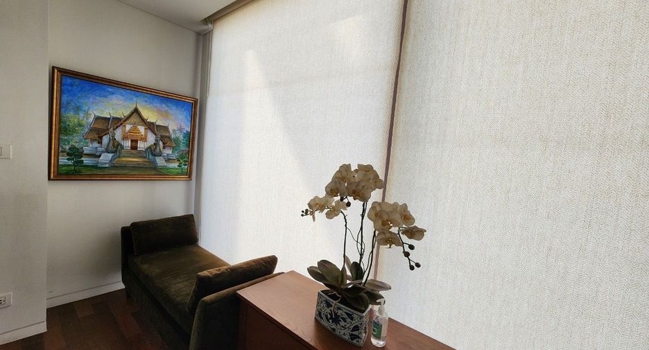 For sale 2 bedrooms condo in Pathum Wan, Bangkok