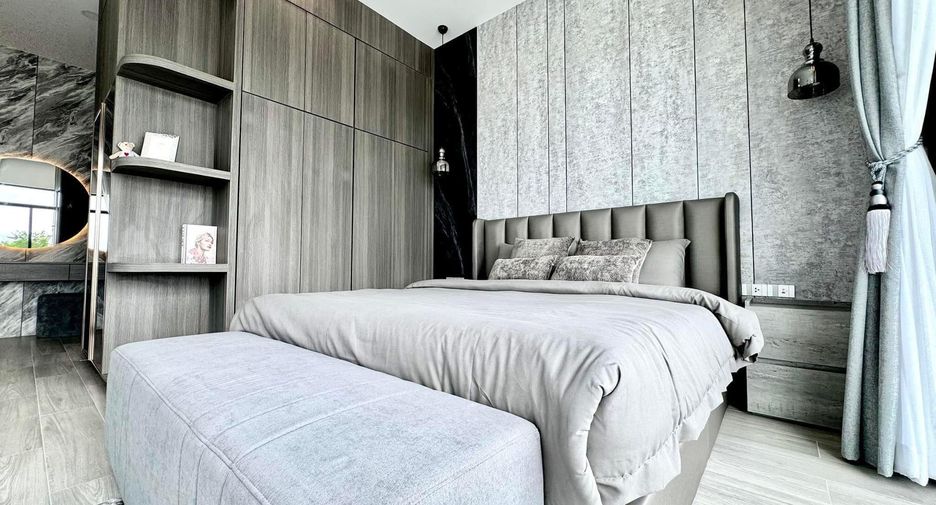 Villa en venta de 4 habitaciones en Bang Lamung, Chonburi
