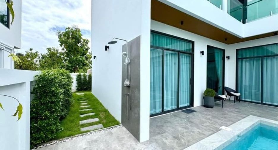 Villa en venta de 4 habitaciones en Bang Lamung, Chonburi