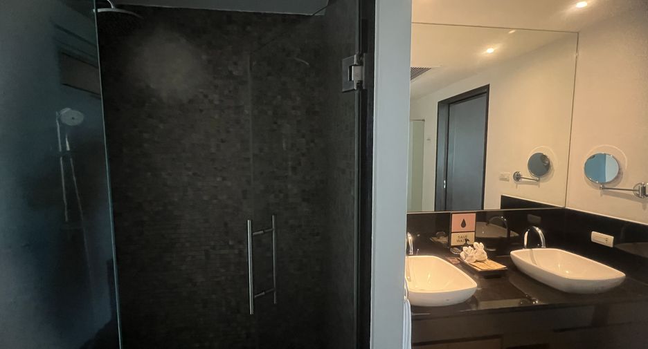 For sale 2 bedrooms condo in Mueang Phuket, Phuket