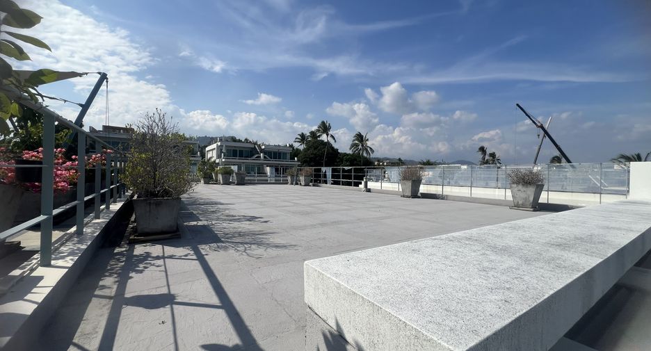 For sale 2 bedrooms condo in Mueang Phuket, Phuket
