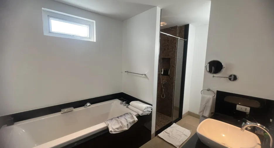 For sale 2 bedrooms condo in Mueang Phuket, Phuket