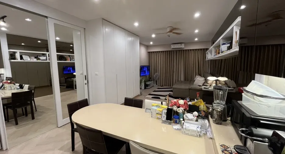 For sale 2 ベッドルーム condo in Ratchathewi, Bangkok