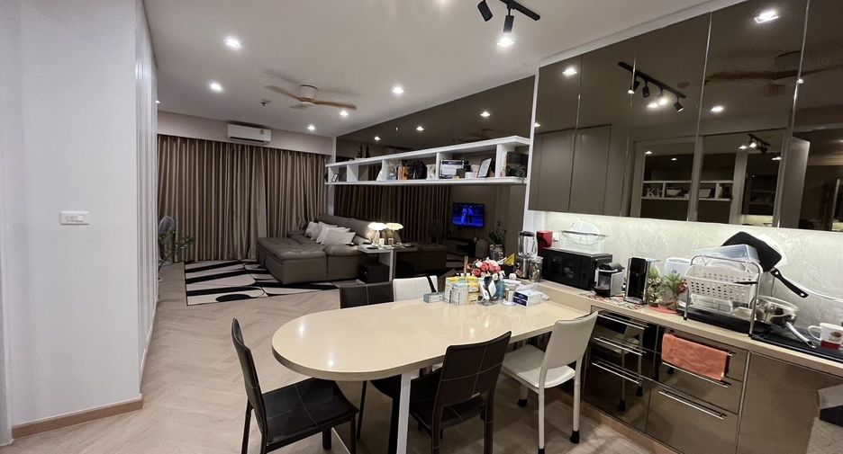 For sale 2 ベッドルーム condo in Ratchathewi, Bangkok