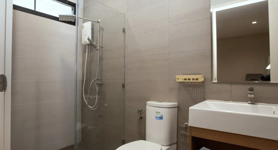 For sale 5 bedrooms house in Bang Khun Thian, Bangkok