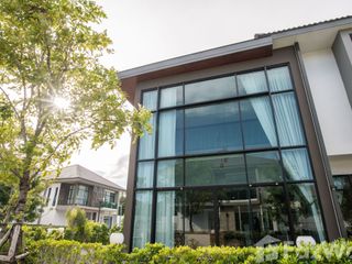 À vendre 5 chambres maison à Bang Khun Thian, Bangkok