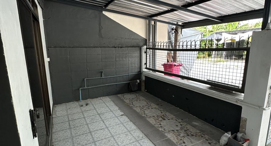 出租 2 卧室 联排别墅 在 Bang Bua Thong, Nonthaburi