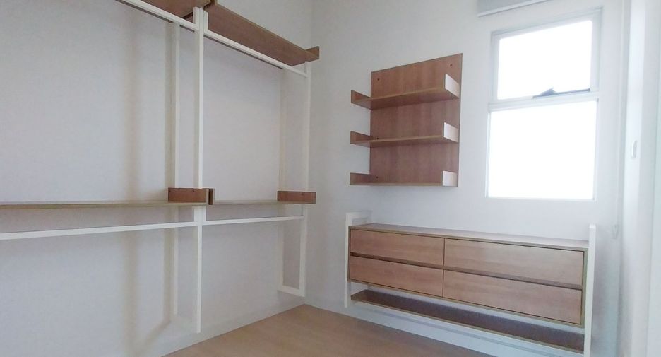 Продажа 3 спальни таунхаус в Bang Phli, Самутпракан