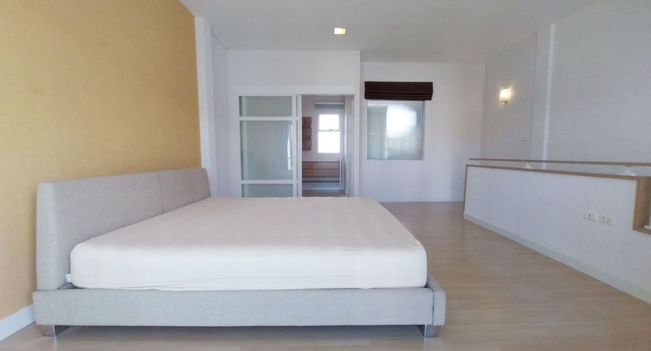 Продажа 3 спальни таунхаус в Bang Phli, Самутпракан