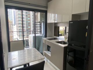Condo en venta de 1 habitaciones en Huai Khwang, Bangkok