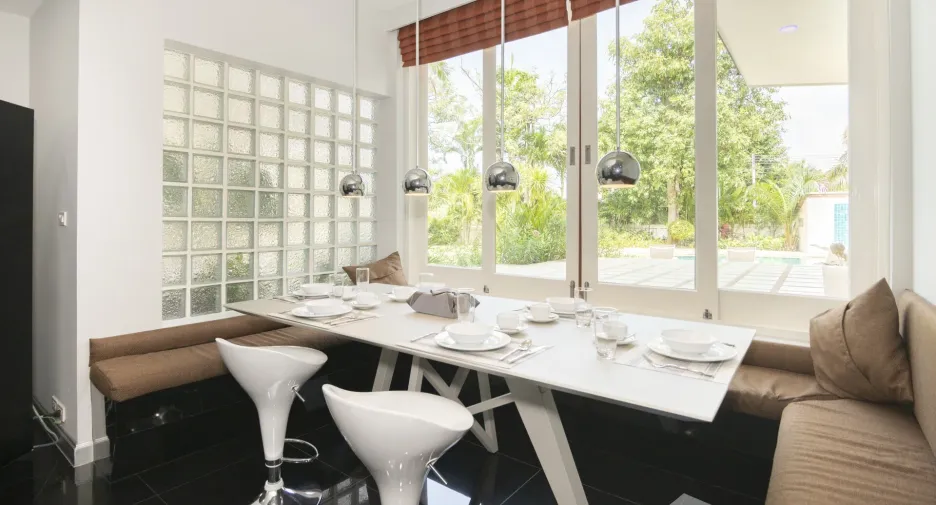 Haus zum Kauf mit 9 Zimmer in Sattahip, Chonburi