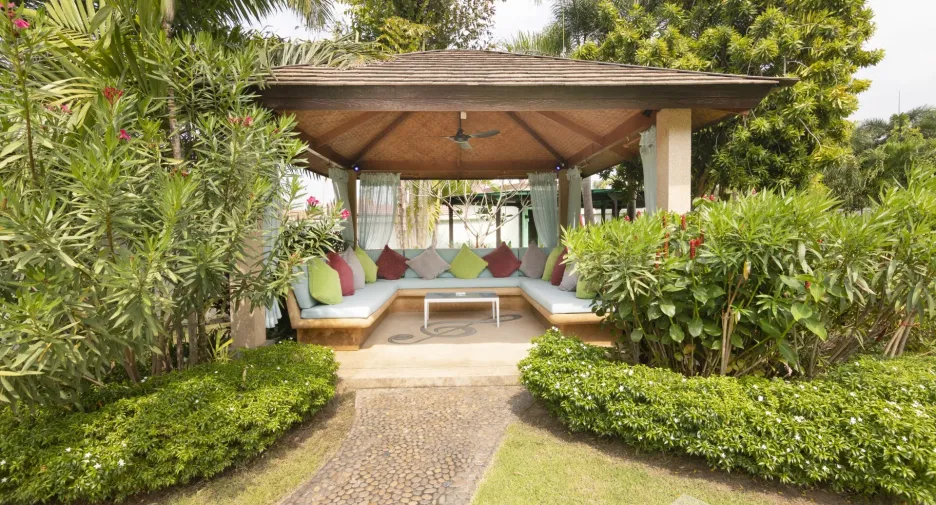 Haus zum Kauf mit 9 Zimmer in Sattahip, Chonburi