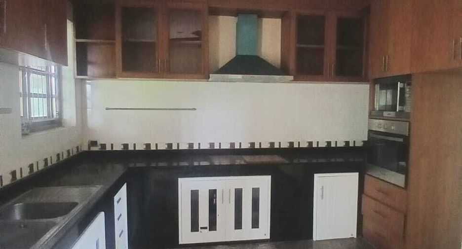 Villa en venta de 9 habitaciones en Mueang Phuket, Phuket