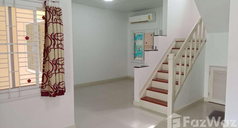 For sale 3 bedrooms townhouse in Lat Krabang, Bangkok