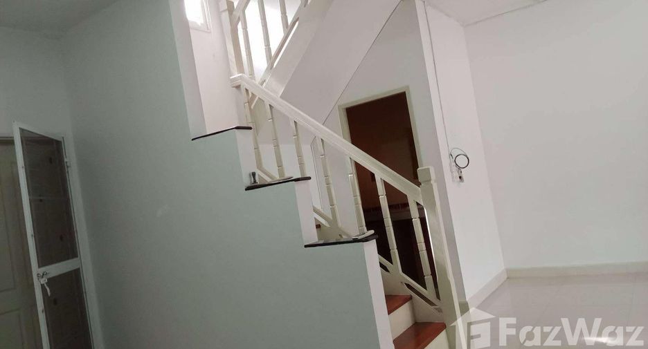 For sale 3 bedrooms townhouse in Lat Krabang, Bangkok