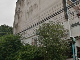 出售 10 卧室 商业空间 在 Bang Khen, 曼谷
