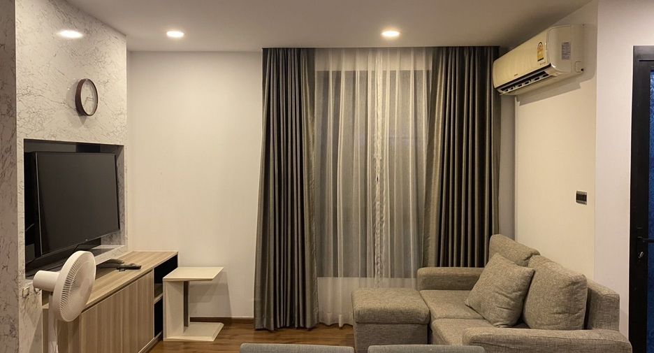 For sale 2 ベッドルーム condo in Si Racha, Chonburi